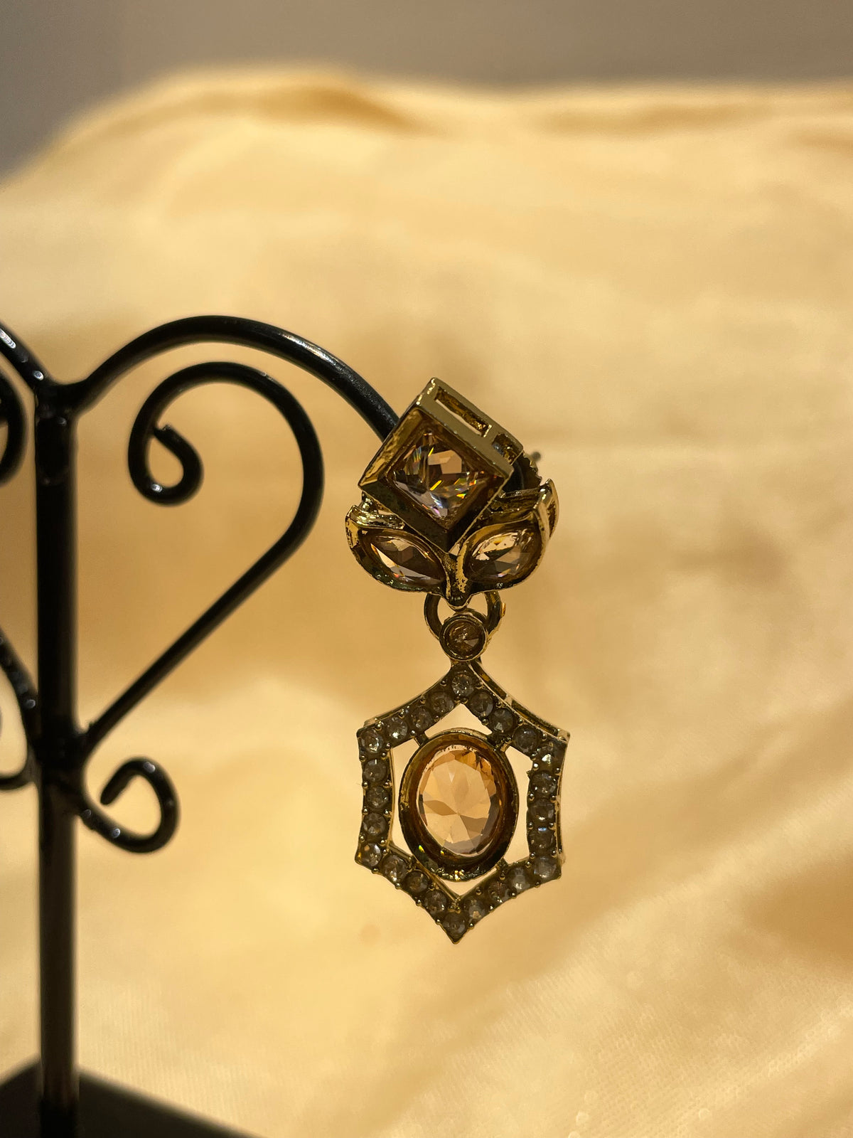 Royal Antique Gold Floral Stud Earrings
