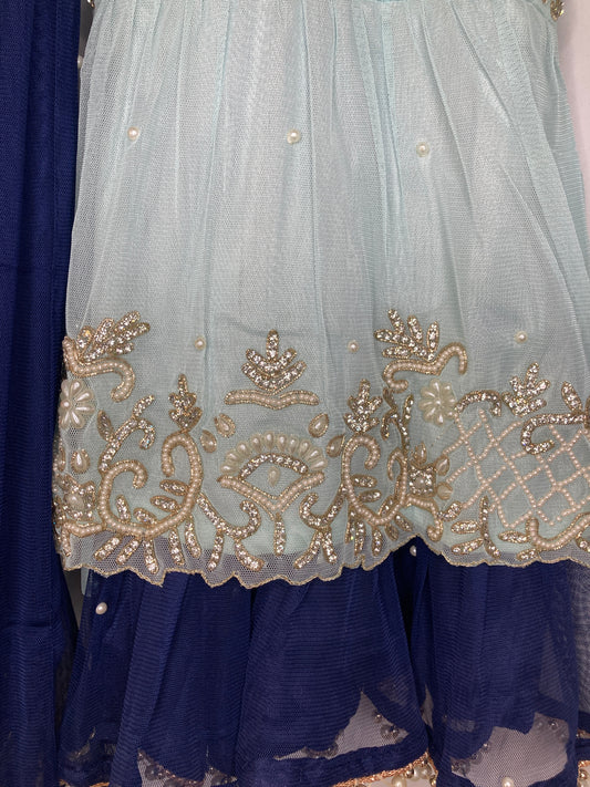 Pehli muskaan garara in contrast kme019c1