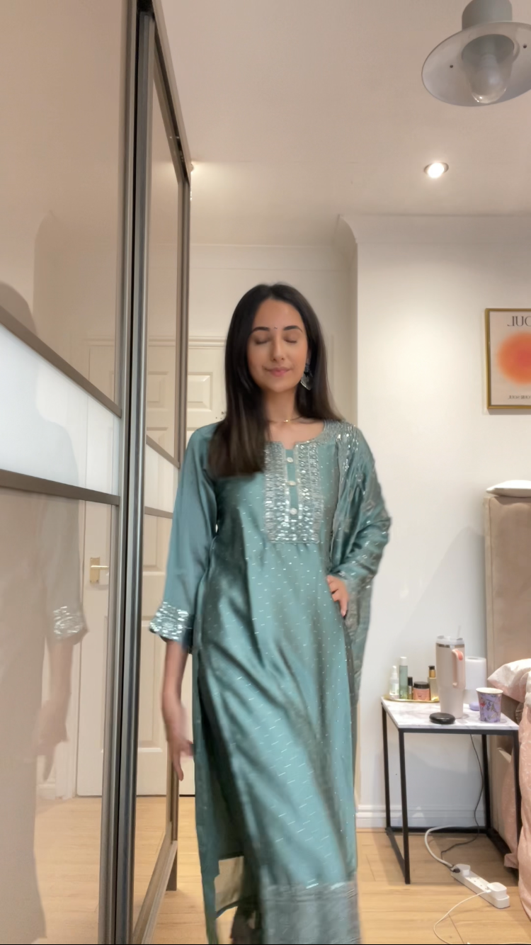 Chamakte raste in mint DN013C2