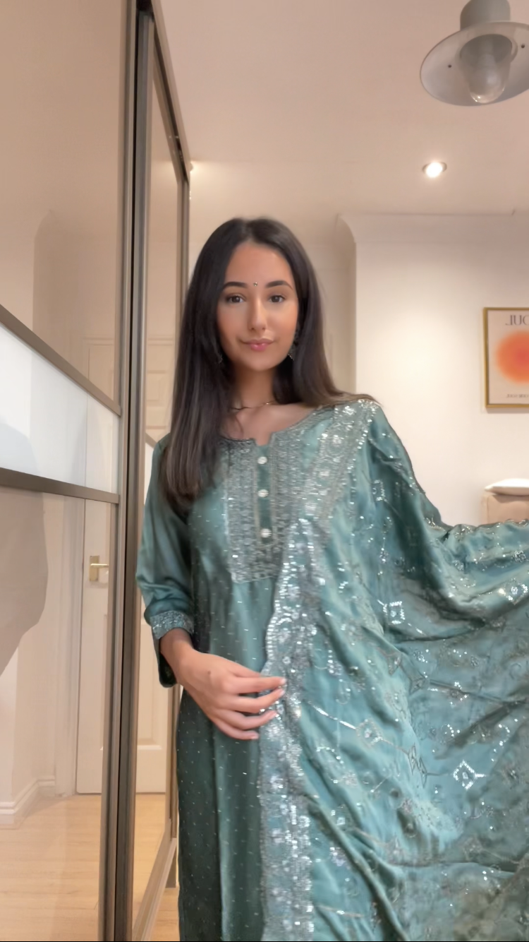 Chamakte raste in mint DN013C2