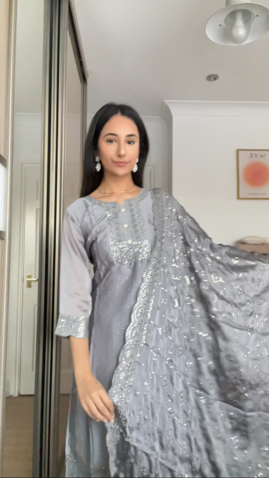 Chamakte raste in silver DN013C0