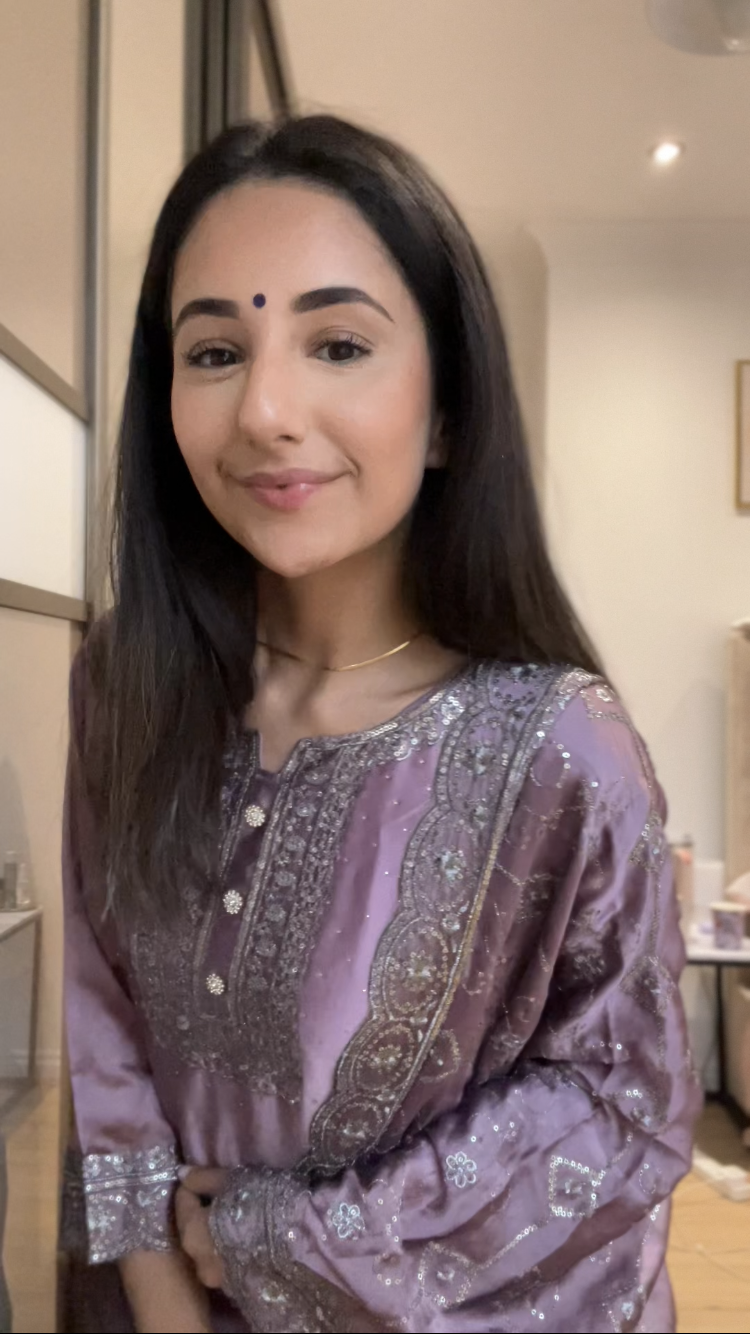 Chamakte raaste in mauve DN013C1