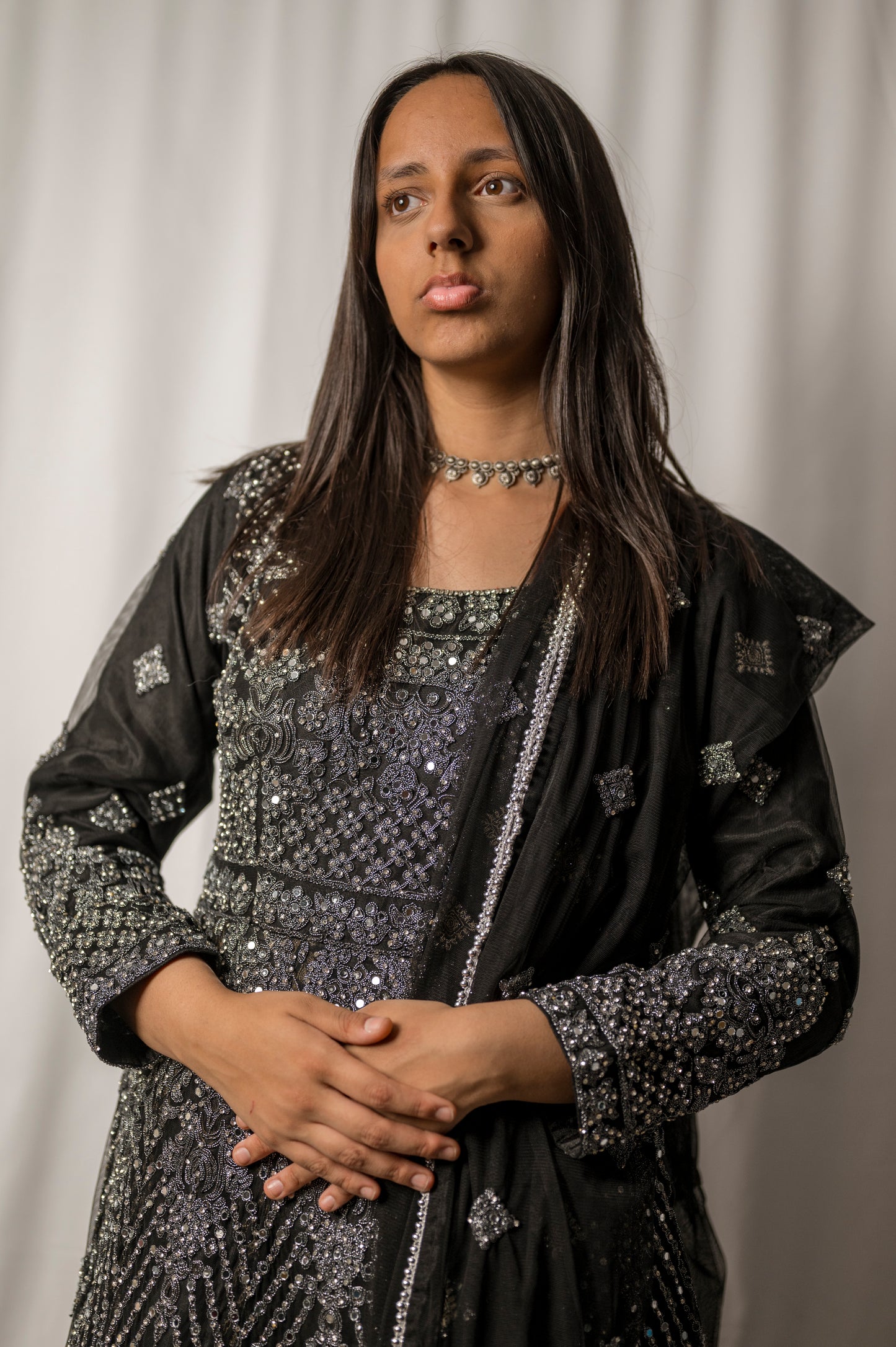 AYNA MAHAL IN BLACK MO003C0