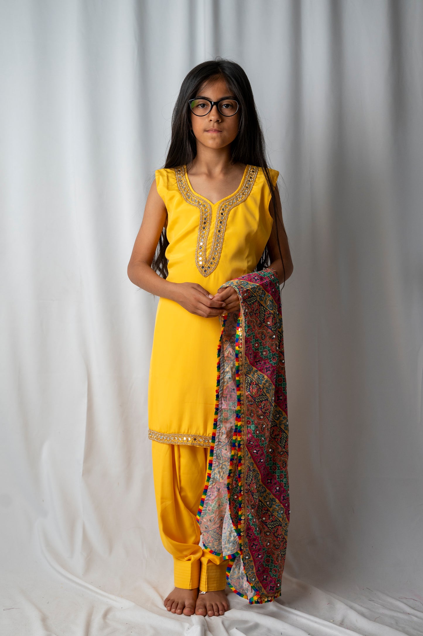 Rangrez in yellow kbc018c0