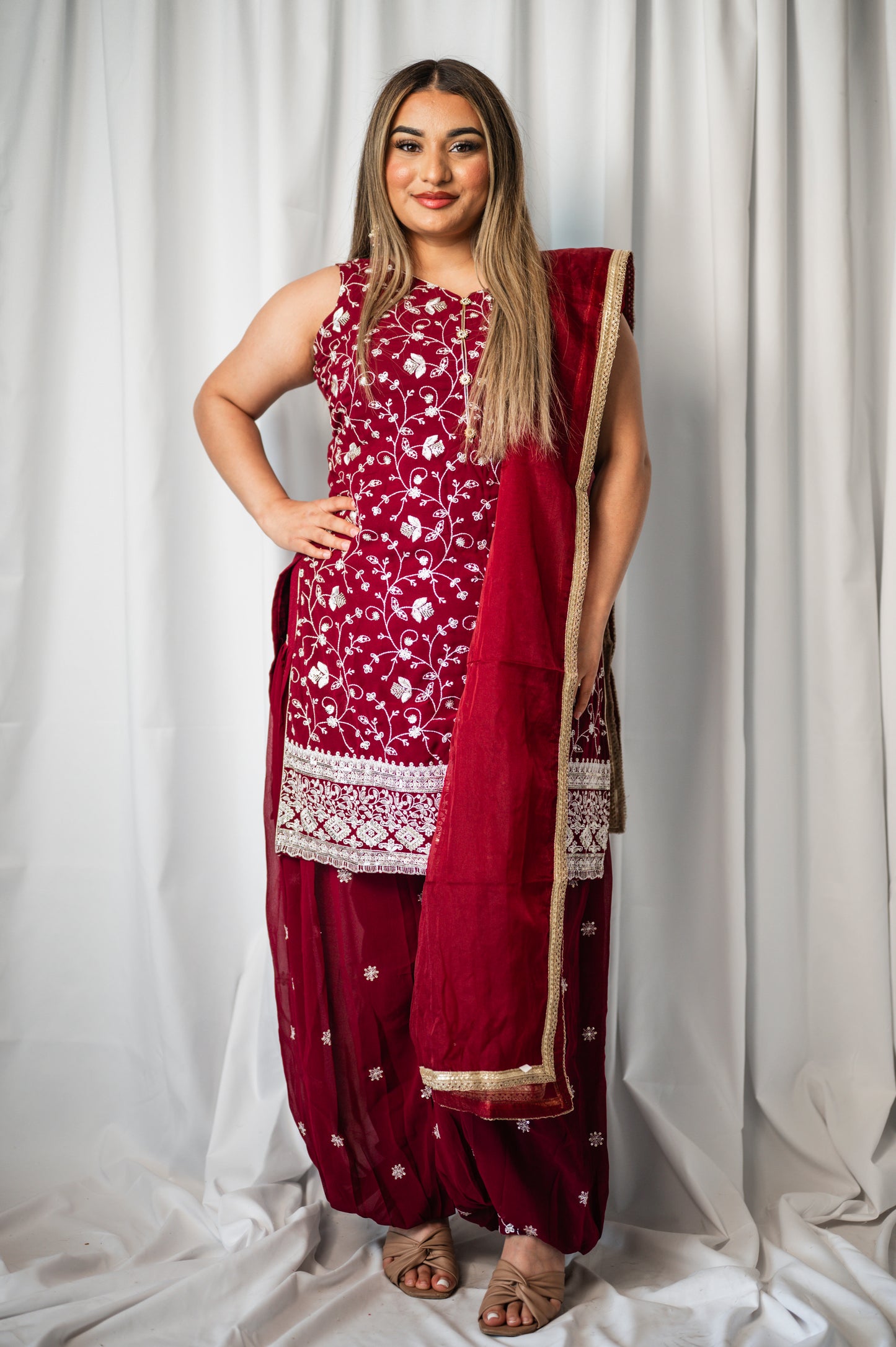 Pehnavaa in burgandy Petite BC011C4