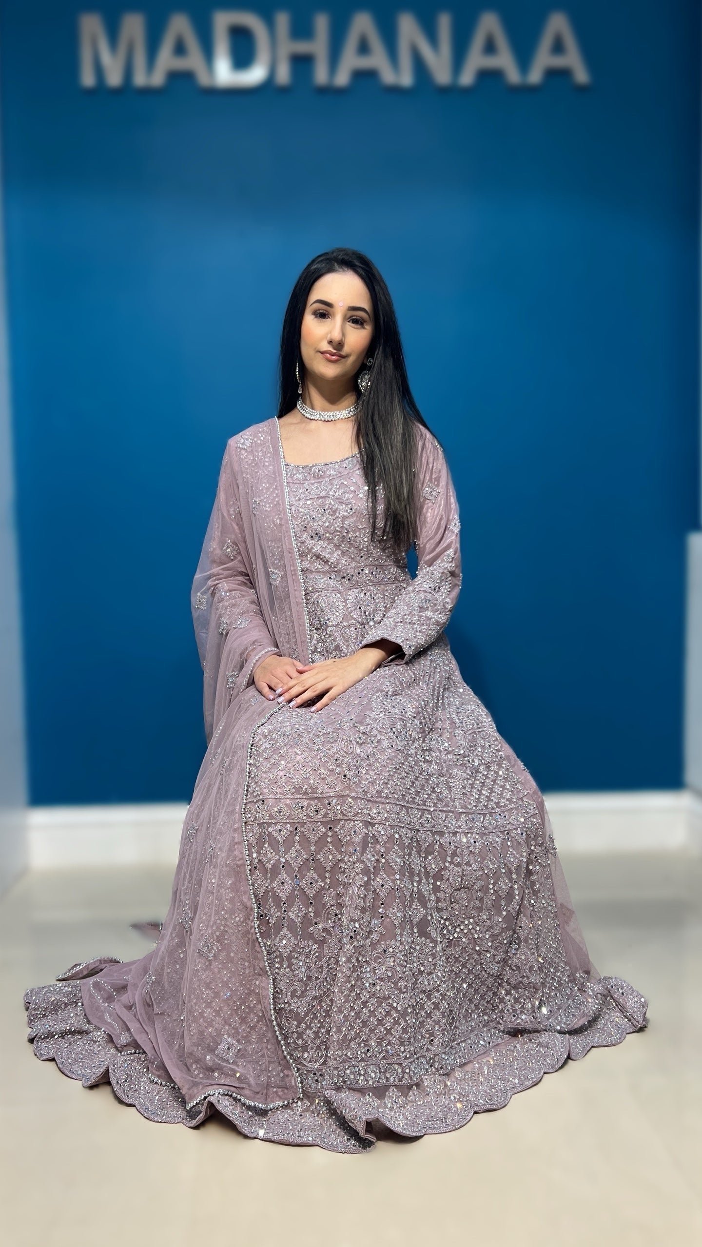 Ayna Mahal in Mauve MO003C8