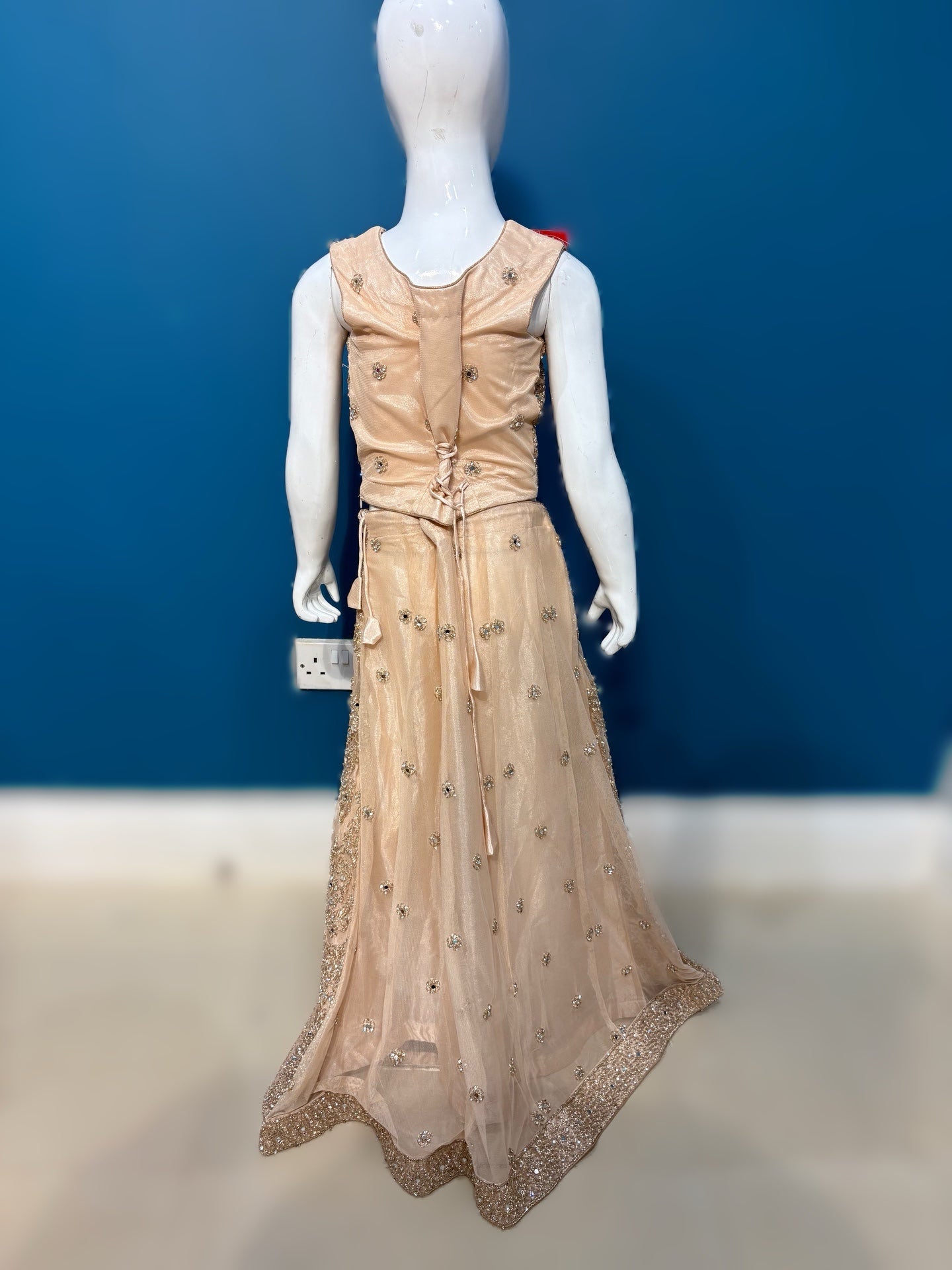SUNEHRIPARI IN BEIGE 4-9 YRS KMO002C0