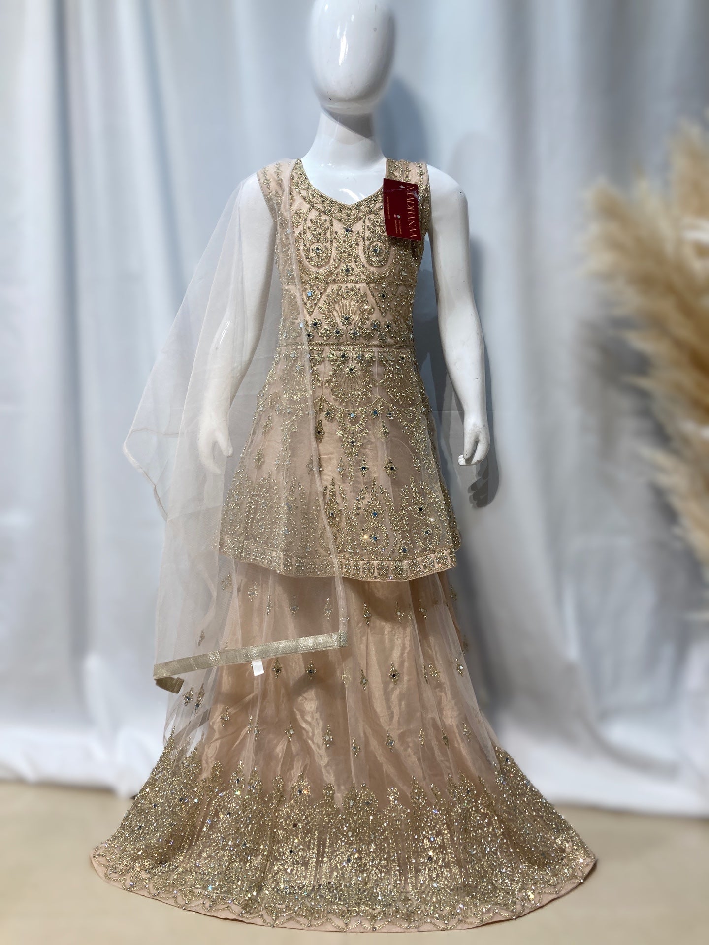 Mini Majesty in champagne 3-9yrs kmo014c3