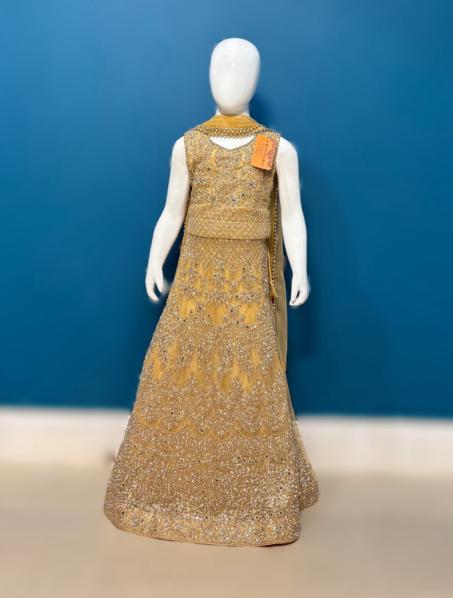 Sunehripari in Gold 4-9 YRS KMO002C15