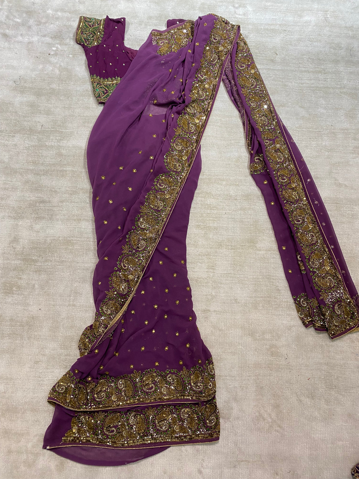 Vintage plum beaded y2k saree