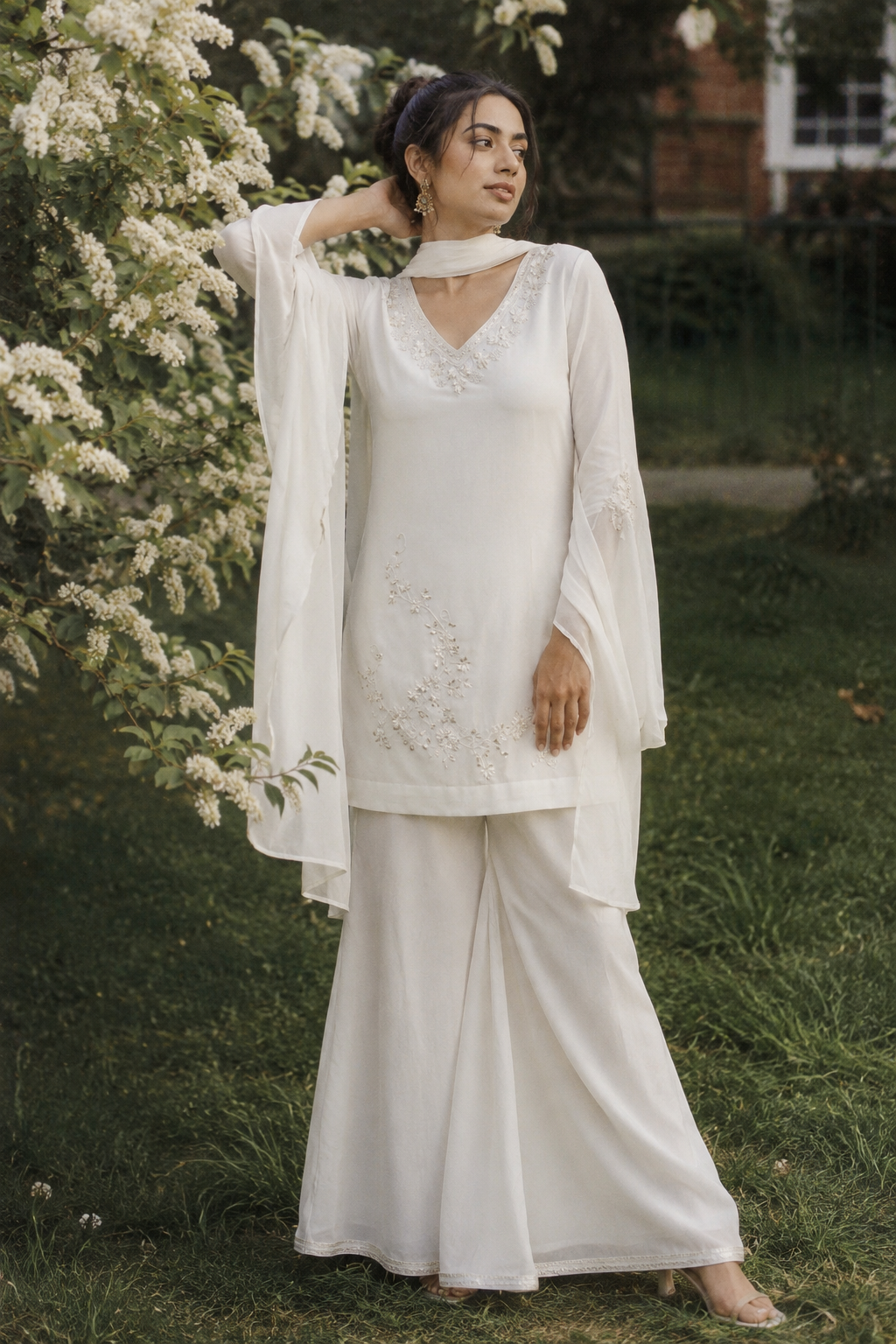 90s kurti set in off white partywear
