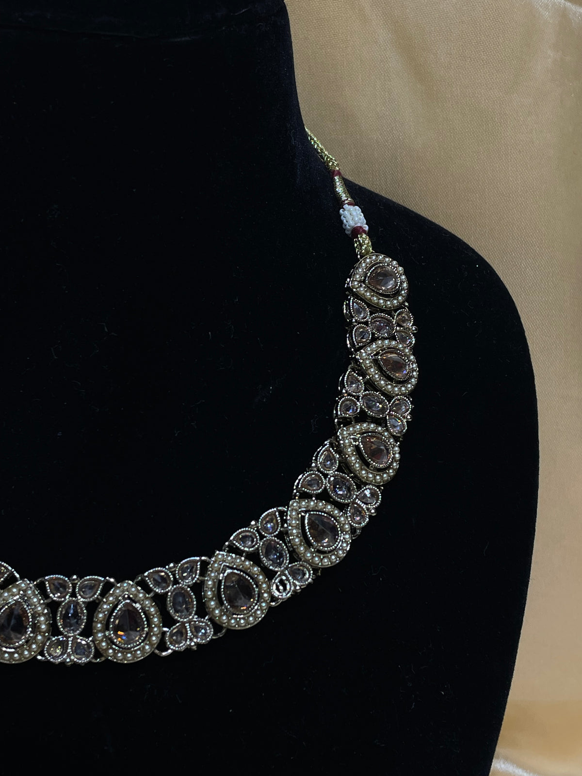 Antique Silver / Oxidized Kundan Bridal Jewelry Set with Pearl