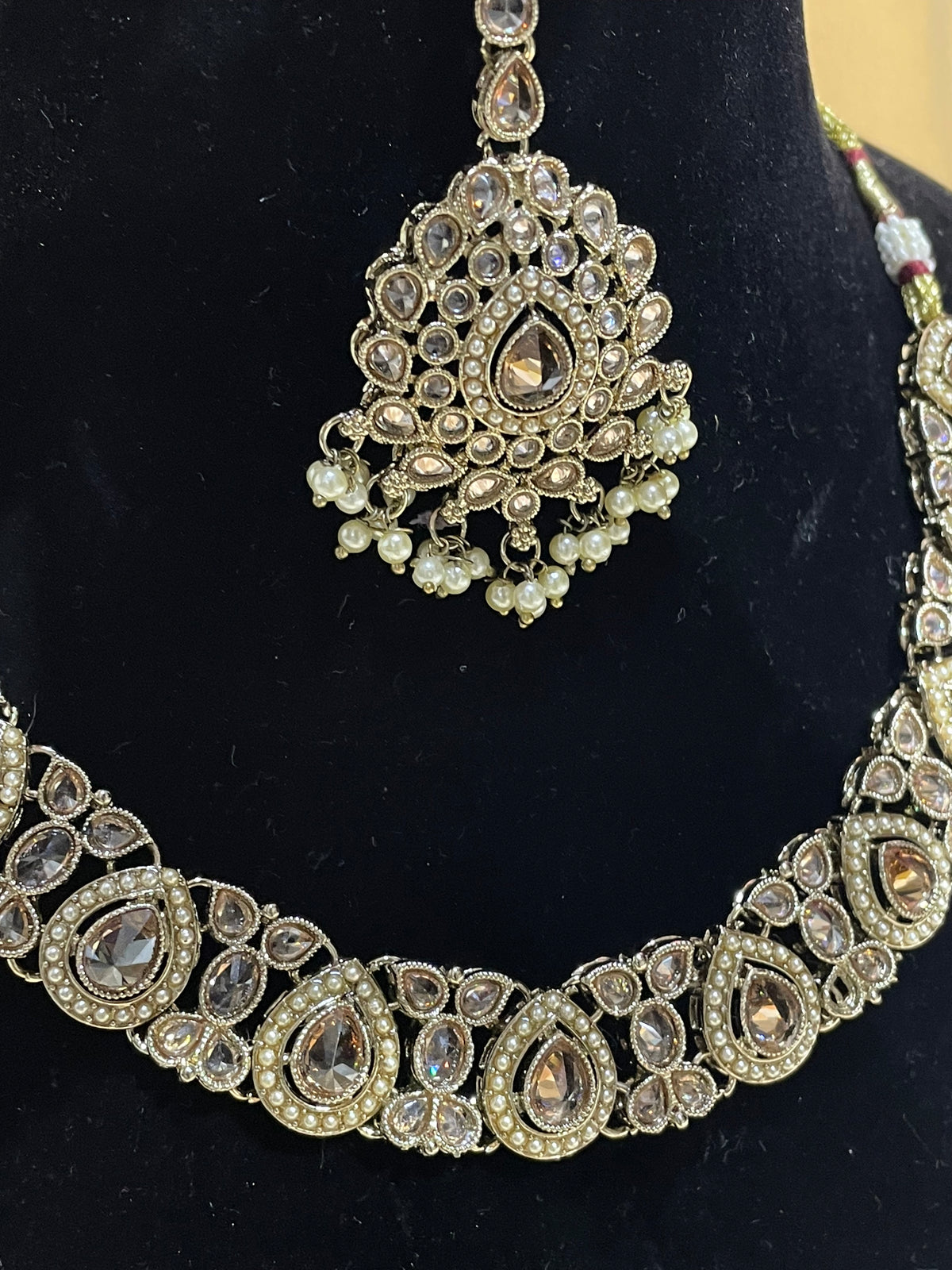 Antique Silver / Oxidized Kundan Bridal Jewelry Set with Pearl