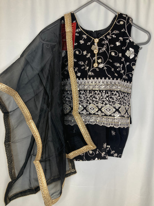 Ayzel umar in black 3month-4yr BC011C2