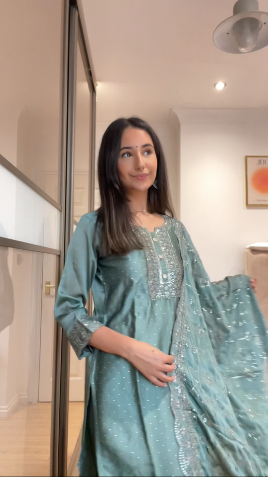 Chamakte raste in mint DN013C2
