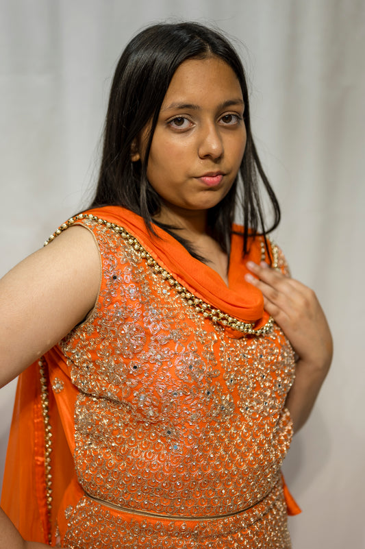 Sunehripari in orange petite KMO002C5